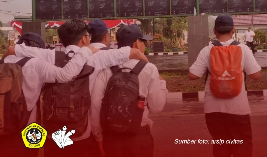 Penutupan PKKMB 2025 Universitas Merdeka Malang